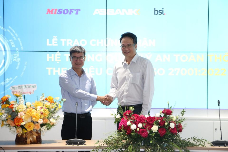 ABBank là ngân hàng đầu tiên đạt chứng nhận ISO 27001:2022 về an toàn thông tin - Ảnh 3