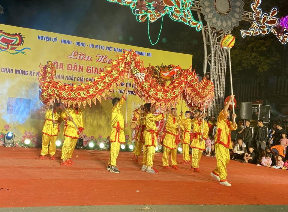 Đặc sắc các điệu múa dân gian huyện Thanh Trì  - Ảnh 9