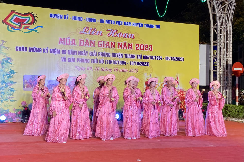 Đặc sắc các điệu múa dân gian huyện Thanh Trì  - Ảnh 4