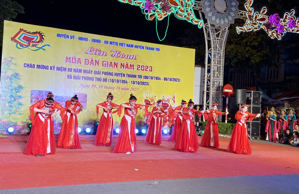 Đặc sắc các điệu múa dân gian huyện Thanh Trì  - Ảnh 5