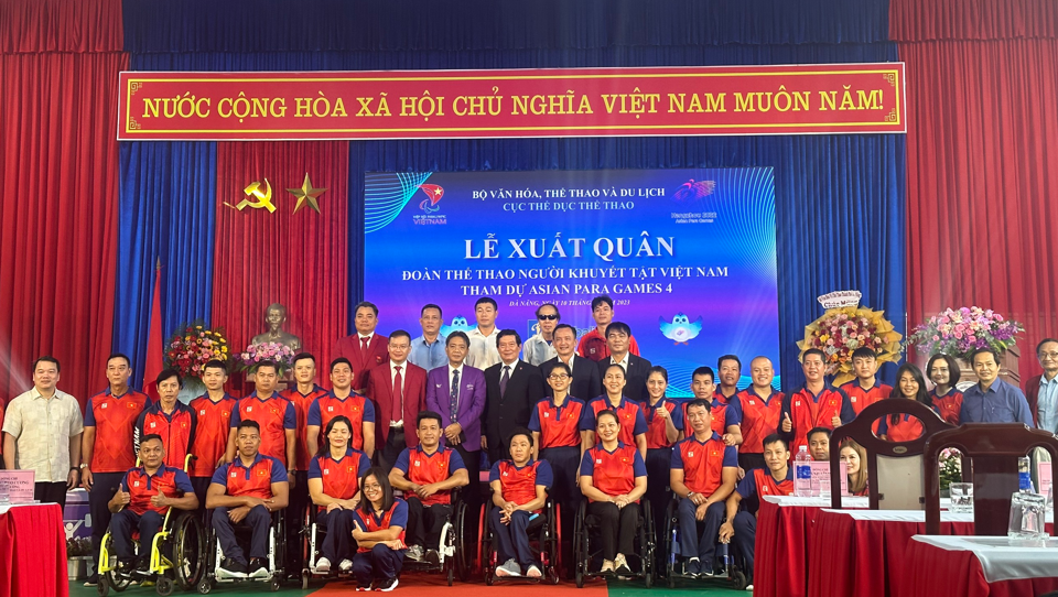 Đo&agrave;n Thể thao người khuyết tật Việt Nam xuất qu&acirc;n cho&nbsp;Asian Para Games 2023. Ảnh: PT Dương.