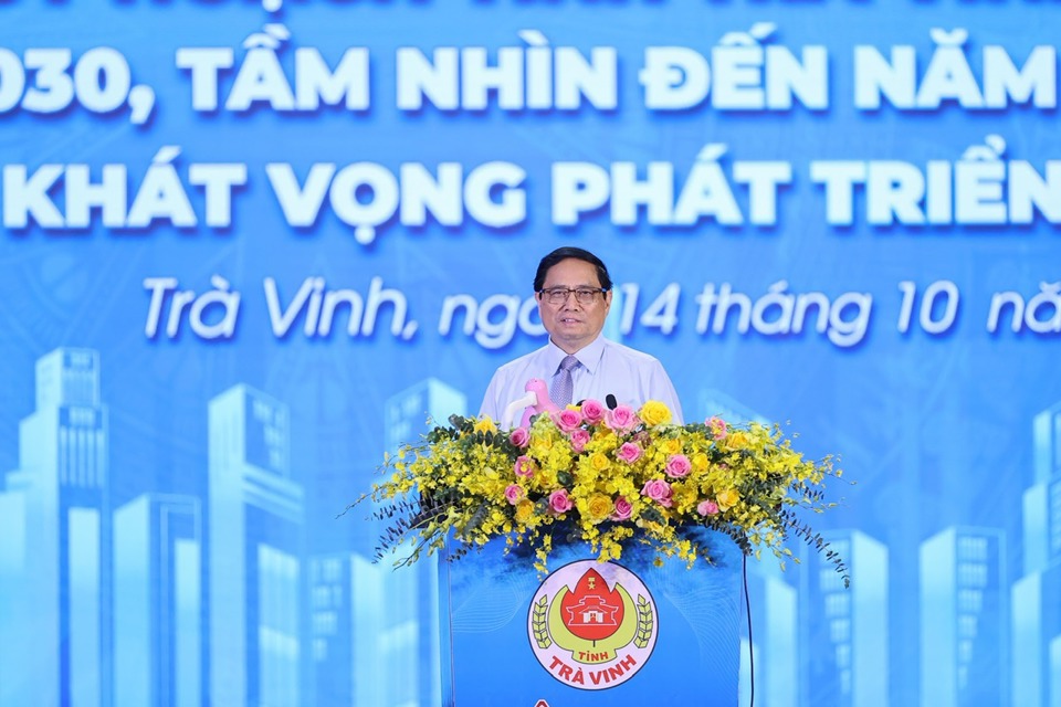 Thủ tướng Phạm Minh Ch&iacute;nh dự Hội nghị c&ocirc;ng bố Quy hoạch tỉnh Tr&agrave; Vinh. Ảnh Đo&agrave;n Bắc