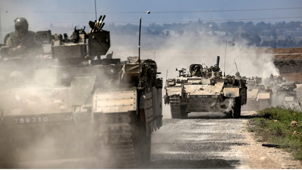 Lực lượng Israel tiến v&agrave;o Dải Gaza. Nguồn: SCMP