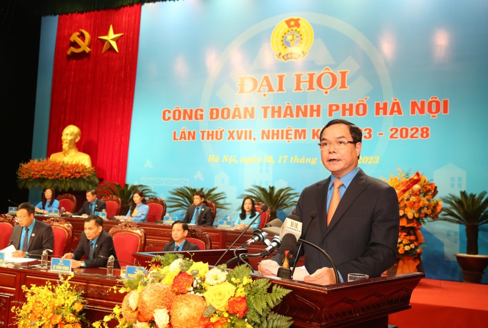 Chủ tịch Tổng LĐLĐ Việt Nam Nguyễn Đ&igrave;nh Khang ph&aacute;t biểu chỉ đạo tại Đại hội