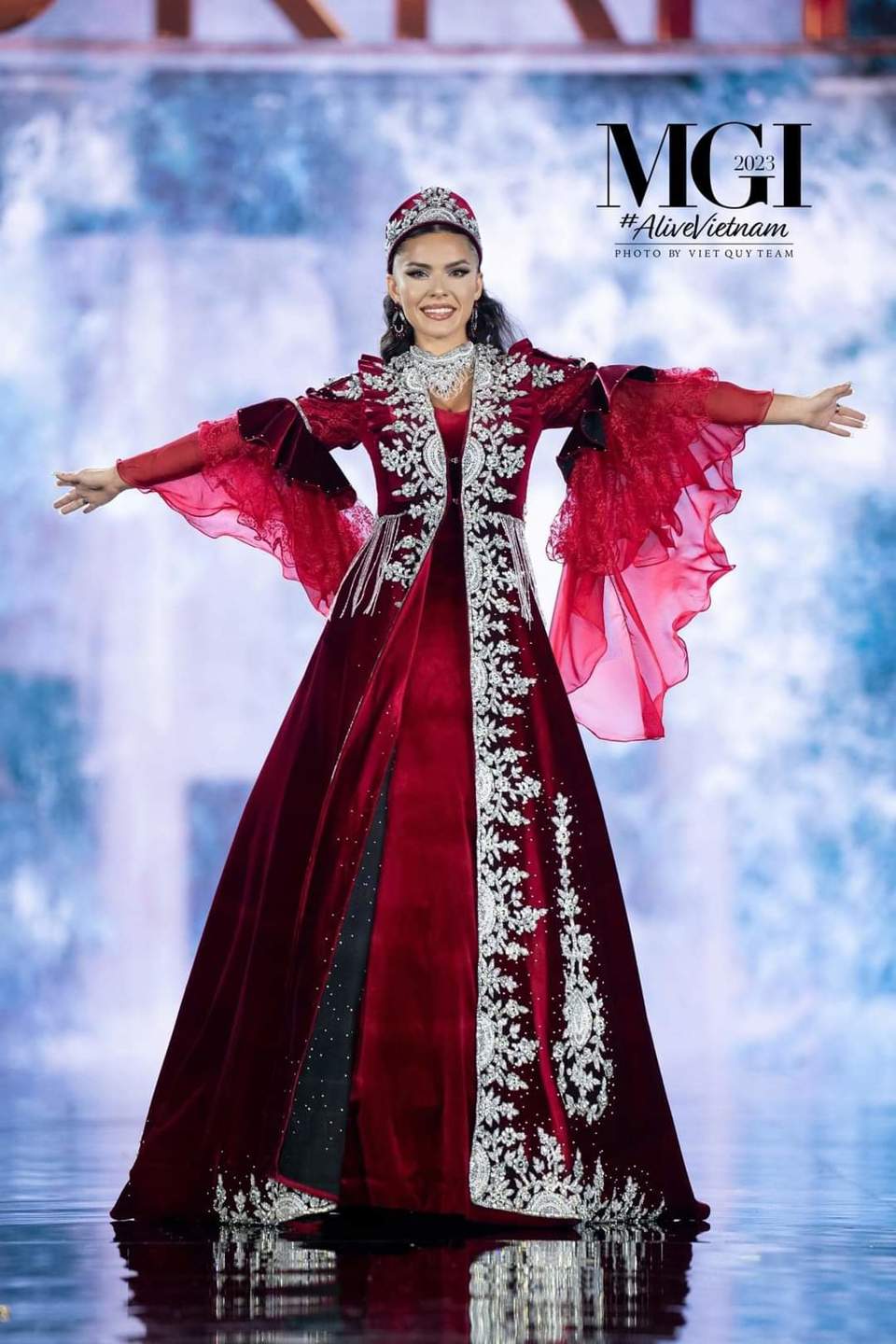 Miss Grand International 2023: Thí sinh đọ sắc trong thiết kế "độc nhất, vô nhị" - Ảnh 2