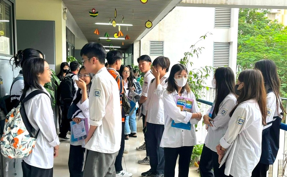 Gần 1.200 thí sinh Hà Nội tham dự kỳ thi