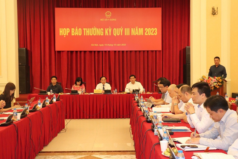 Bộ X&acirc;y dựng cho biết trong qu&yacute; III/2023 gi&aacute; nh&agrave; chung cư tiếp tục tăng mạnh.