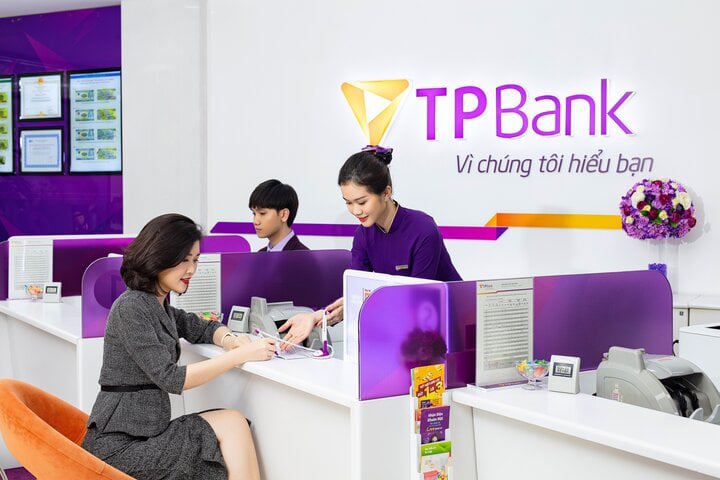 Lợi nhuận TPBank gần 5.000 tỷ đồng sau 3 quý - Ảnh 1