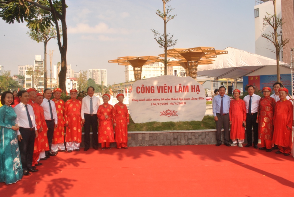 Long Biên – thêm 2 công trình chào mừng 20 năm thành lập quận - Ảnh 3
