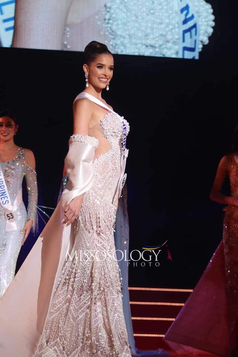 Xem trực tiếp chung kết Hoa hậu Quốc tế Miss International 2023 - Ảnh 17
