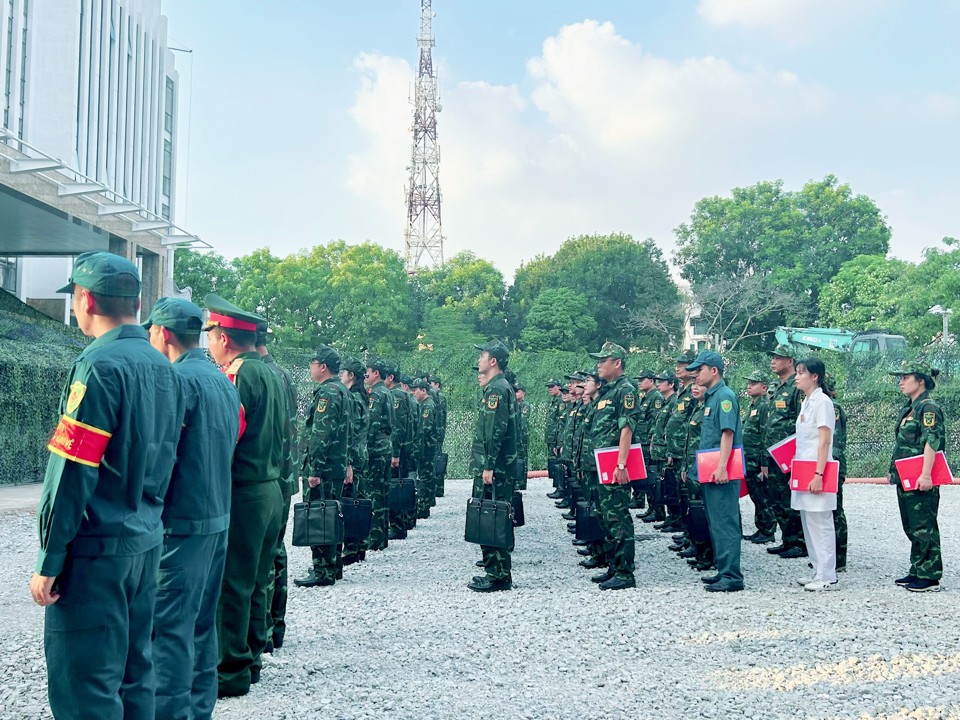 Huyện Thanh Trì tổ chức diễn tập khu vực phòng thủ năm 2023 - Ảnh 6