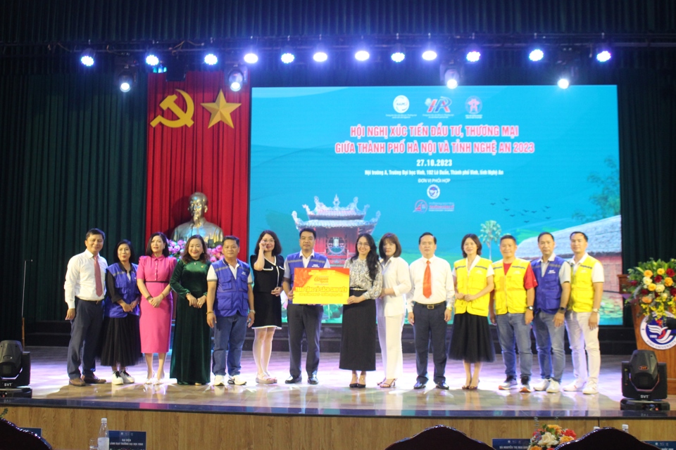 Hà Nội hỗ trợ DN xúc tiến đầu tư, thương mại với tỉnh Nghệ An  - Ảnh 1