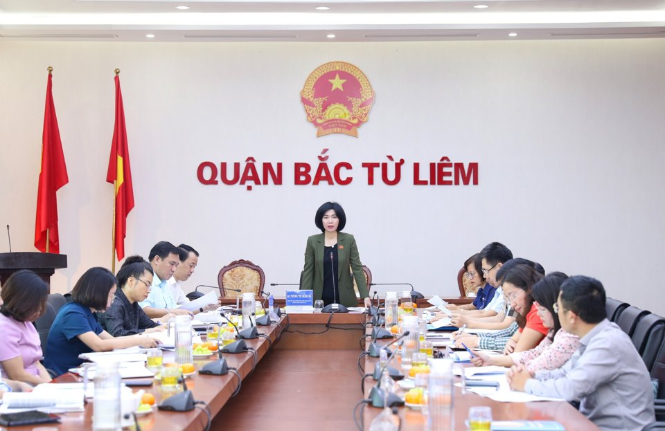 Quang cảnh buổi l&agrave;m việc s&aacute;ng 31/10