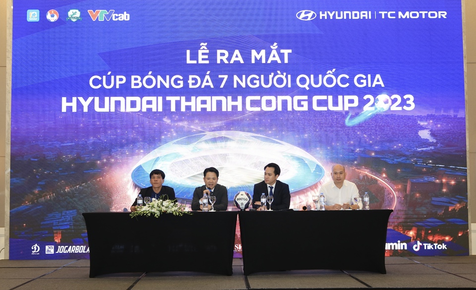 Lễ ra mắt&nbsp;C&uacute;p b&oacute;ng đ&aacute; 7 người quốc gia Hyundai Thanh Cong Cup 2023 diễn ra tại H&agrave; Nội.