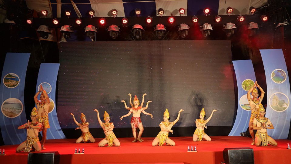 Ninh Thuận quảng bá văn hóa, du lịch đặc trưng tại Cần Thơ - Ảnh 2