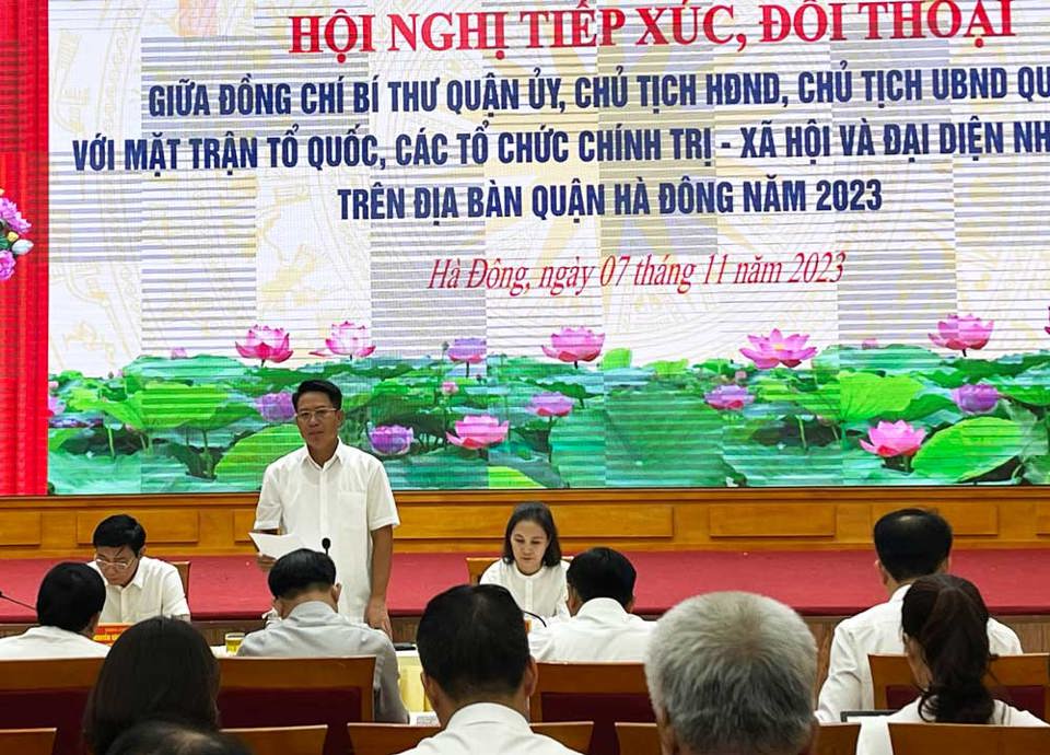 B&iacute; thư Quận ủy H&agrave; Đ&ocirc;ng Nguyễn Thanh Xu&acirc;n chỉ đạo tiếp tục tập trung giải quyết c&aacute;c &yacute; kiến của Nh&acirc;n d&acirc;n.