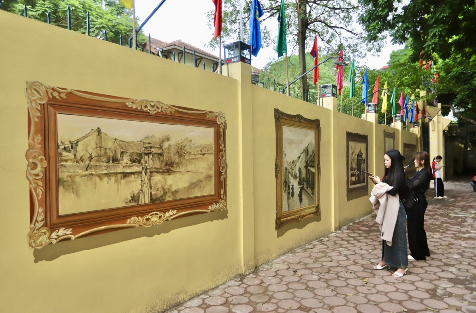 Tuần lễ kỷ niệm 50 năm thành lập trường THPT Phan Đình Phùng từ ngày 4/11 và kéo dài đến hết ngày 11/11/2023, dự kiến đón tiếp hơn 10.000 lượt cựu học sinh, giáo viên, các đại biểu và nghệ sĩ nổi tiếng tham dự.