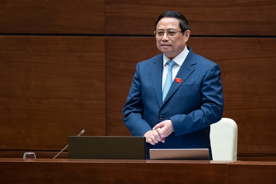 Thủ tướng Ch&iacute;nh phủ Phạm Minh Ch&iacute;nh trả lời chất vấn