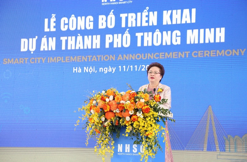 Chủ tịch Tập đo&agrave;n BRG Nguyễn Thị Nga ph&aacute;t biểu tại buổi lễ.