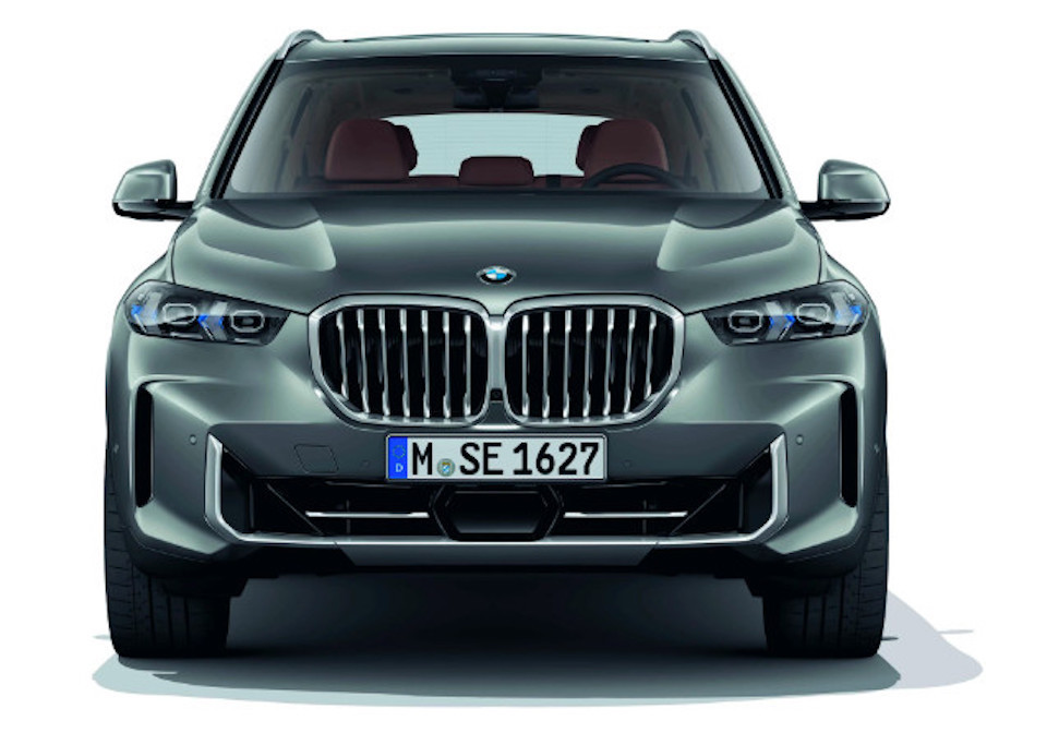 Mẫu xe BMW X5 được THACO giới thiệu tại Việt Nam &nbsp;