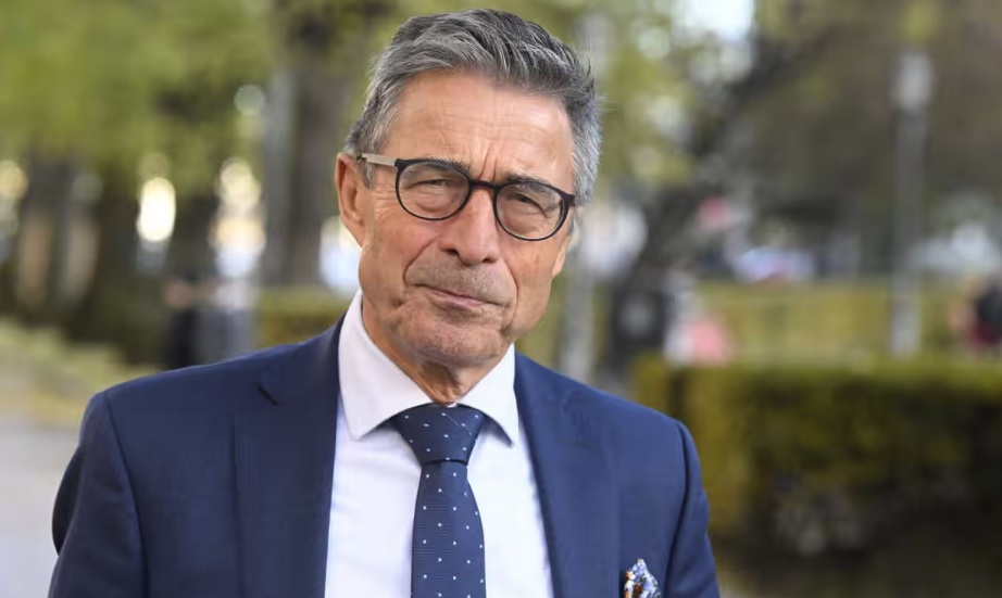 Anders Fogh Rasmussen cho biết việc Ukraine trở th&agrave;nh th&agrave;nh vi&ecirc;n NATO một phần sẽ kh&ocirc;ng tượng trưng cho việc đ&oacute;ng băng cuộc chiến với Nga. Ảnh: Shutterstock.