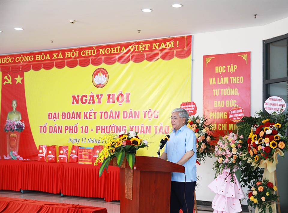 Bí thư Trung ương Đảng, Chủ tịch Ủy ban Trung ương MTTQ Việt Nam Đỗ Văn Chiến ph&aacute;t biểu tại ng&agrave;y hội.
