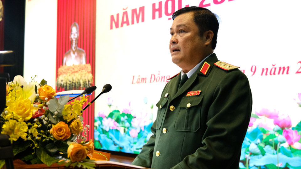 Đồng ch&iacute; Trung tướng Đỗ Văn Bảnh giữ chức Ch&iacute;nh ủy Học viện Quốc ph&ograve;ng, Bộ Quốc ph&ograve;ng.