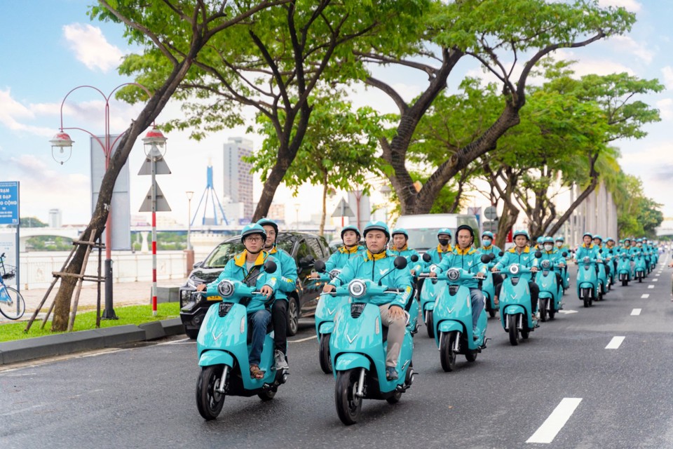 Xanh SM Bike thu hút đông đảo đối tác tài xế gia nhập đội ngũ xe máy điện, nhanh chóng đáp ứng nhu cầu di chuyển của các bạn trẻ hiện đại.