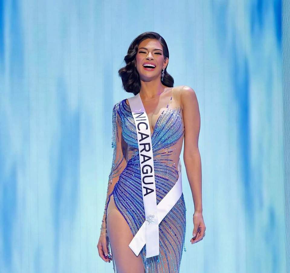 Nhan sắc và thân hình cực phẩm của Tân Hoa hậu Hoàn vũ Miss Universe 2023 - Ảnh 41