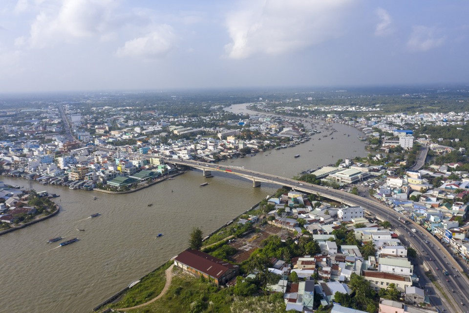 UBND TP Cần Thơ đ&atilde; th&agrave;nh lập Hội đồng thẩm định chuyển mục đ&iacute;ch sử dụng đất trồng l&uacute;a nước từ 2 vụ trở l&ecirc;n với quy m&ocirc; dưới 500 ha tr&ecirc;n địa b&agrave;n. &nbsp;