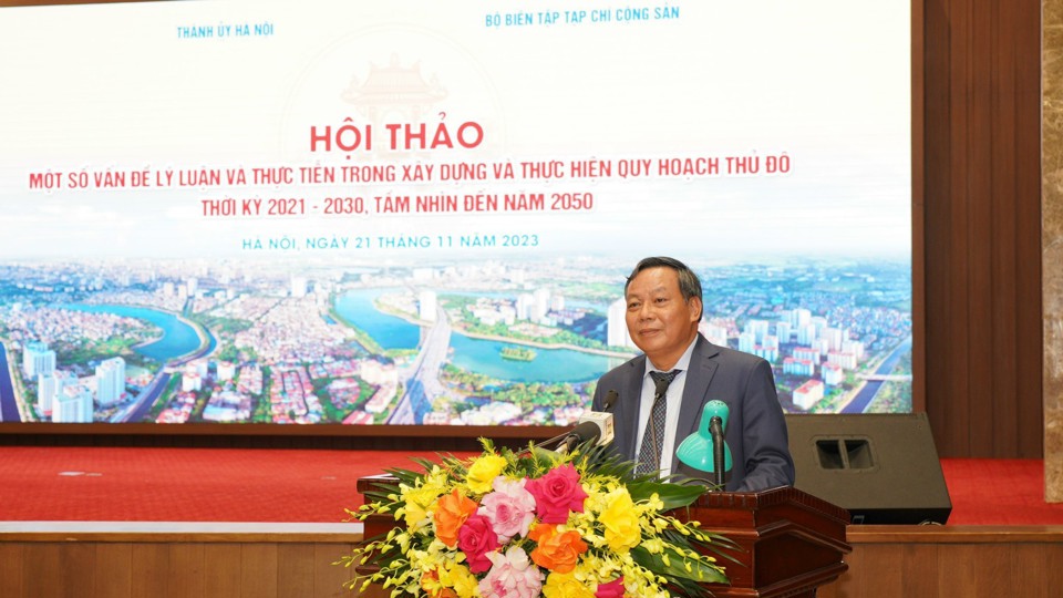 Ph&oacute; B&iacute; thư Th&agrave;nh uỷ H&agrave; Nội Nguyễn Văn Phong ph&aacute;t biểu bế mạc v&agrave; kết luận hội thảo.