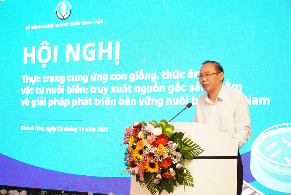 Thứ trưởng Ph&ugrave;ng Đức Tiến ph&aacute;t biểu tại Hội nghị. (Ảnh: Trung Nh&acirc;n)