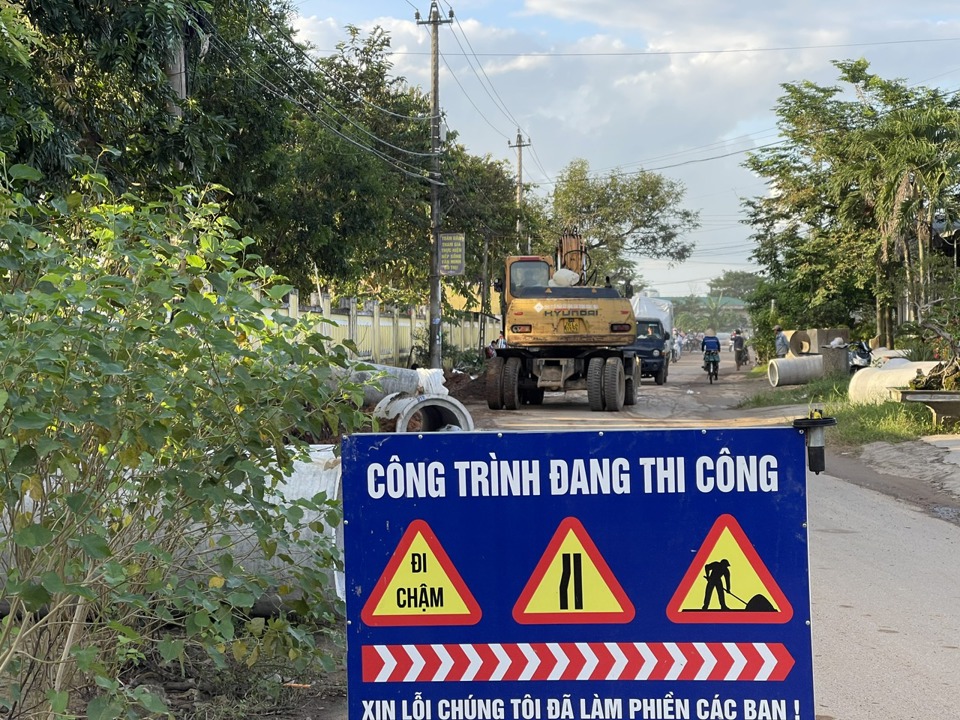 Chủ tịch UBND tỉnh Quảng Ng&atilde;i y&ecirc;u cầu c&aacute;c Sở, ng&agrave;nh, địa phương tập trung cao độ cho c&ocirc;ng t&aacute;c giải ng&acirc;n nguồn vốn đ&atilde; ph&acirc;n bổ.