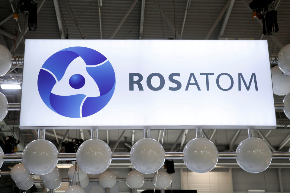 Tập đo&agrave;n Rosatom của Nga tiếp tục l&agrave; nguồn cung cấp nhi&ecirc;n liệu ch&iacute;nh cho c&aacute;c nh&agrave; m&aacute;y điện hạt nh&acirc;n của nhiều nước EU. Ảnh: Reuters