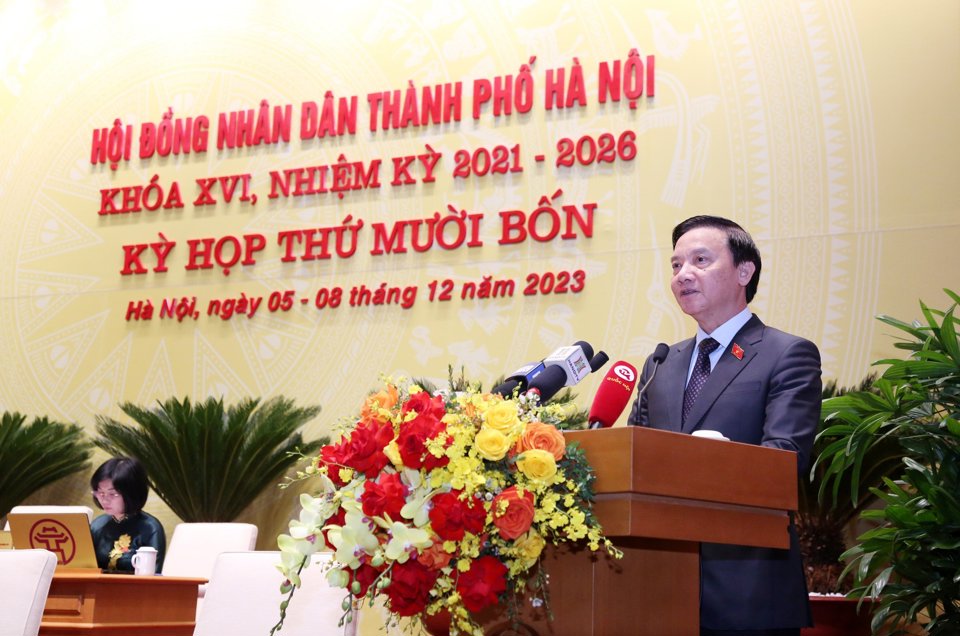 Phó Chủ tịch Quốc hội Nguyễn Khắc Định phát biểu tại kỳ họp. Ảnh: Thanh Hải