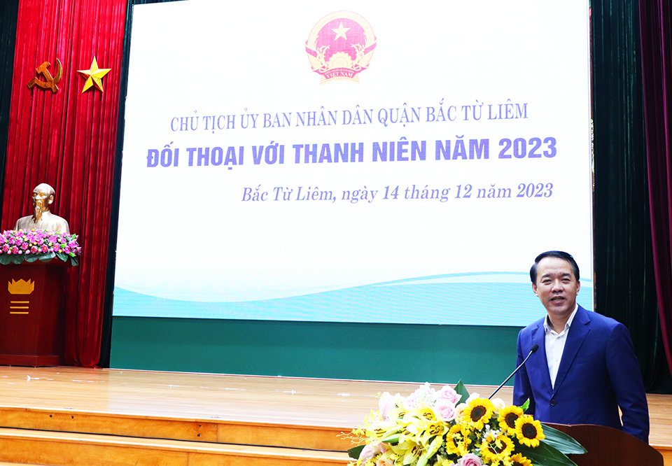 Bí thư Qu&acirc;̣n ủy, Chủ tịch HĐND quận Bắc Từ Li&ecirc;m Lưu Ngọc Hà phát bi&ecirc;̉u chỉ đạo tại h&ocirc;̣i nghị.