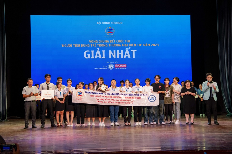 Niềm vui đoạt giải Nhất.