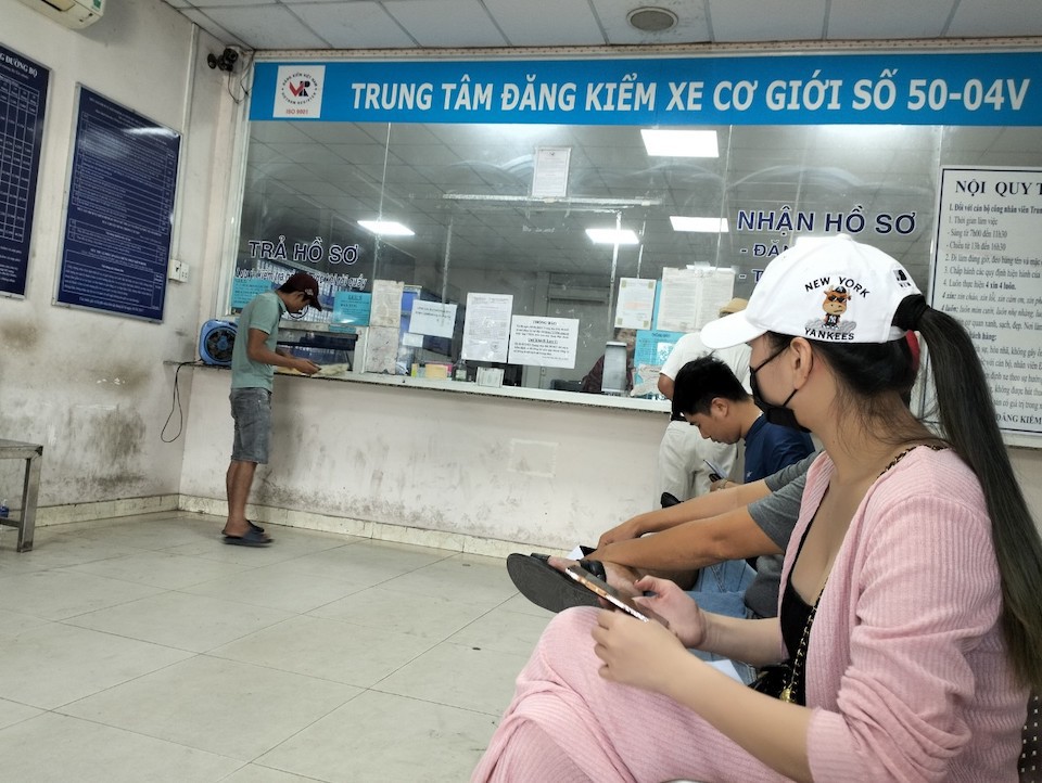 Trung t&acirc;m đăng kiểm 50-04V (phường Thạnh Mỹ Lợi TP Thủ Đức, TP Hồ Ch&iacute; Minh) trước ng&agrave;y Gi&aacute;m Đốc v&agrave; Ph&oacute; gi&aacute;m đốc bị bắt tạm giam. Ảnh Việt H&ugrave;ng