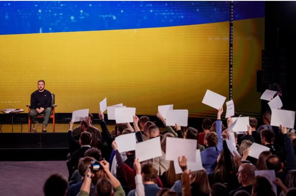 Tổng thống Ukraine Volodymyr Zelenskiy tổ chức một cuộc họp b&aacute;o tại Kiev trong bối cảnh Nga tấn c&ocirc;ng Ukraine, ng&agrave;y 19/12/2023. Ảnh: Reuters