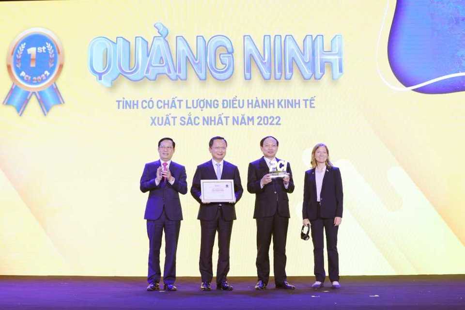 Quảng Ninh l&agrave; tỉnh c&oacute; chất lượng điều h&agrave;nh kinh tế xuất sắc nhất năm 2022.