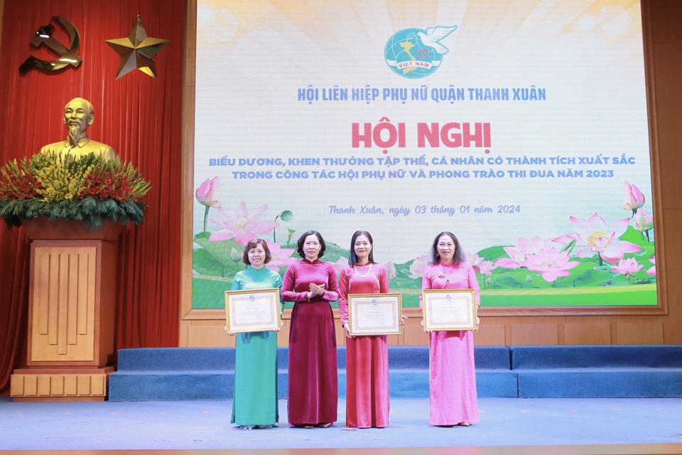 Quận Thanh Xuân: Nhân rộng các mô hình phụ nữ tham gia bảo vệ môi trường - Ảnh 1