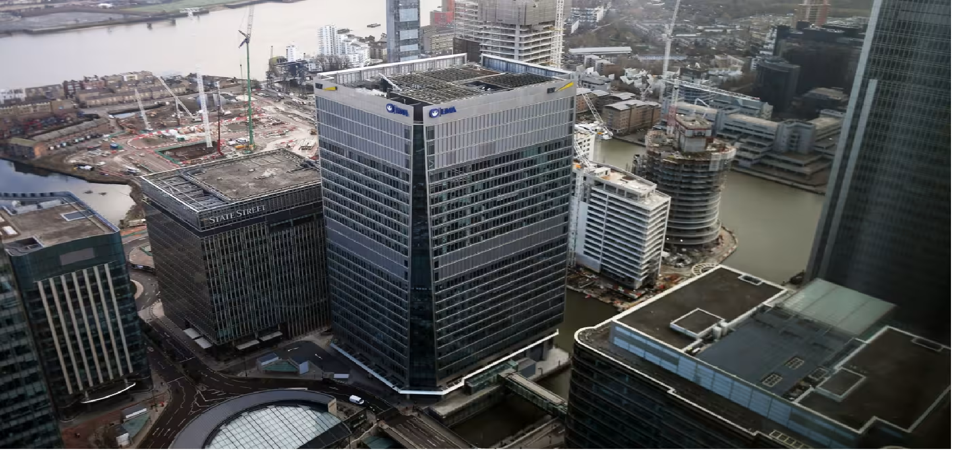 Khu bất động sản Canary Wharf, London, Vương quốc Anh. Ảnh: Financial Times