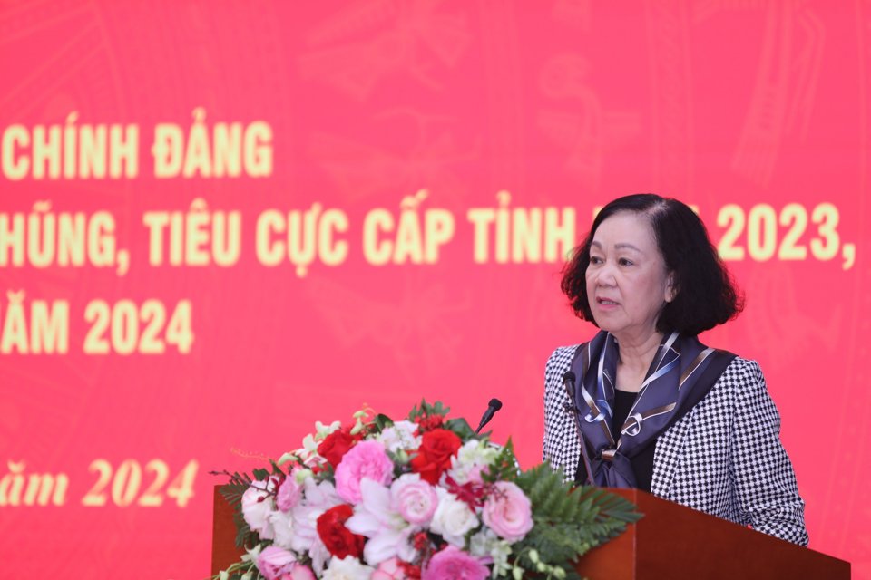 Thường trực Ban B&iacute; thư Trương Thị Mai ph&aacute;t biểu chỉ đạo tại hội nghị.