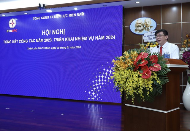 Chủ tịch HĐTV EVNSPC L&ecirc; Văn Trang cho biết, để thực hiện tốt nhiệm vụ năm 2024, EVNSPC sẽ chủ động, s&aacute;ng tạo hơn nữa trong to&agrave;n bộ qu&aacute; tr&igrave;nh sản xuất kinh doanh - Ảnh: EVNSPC