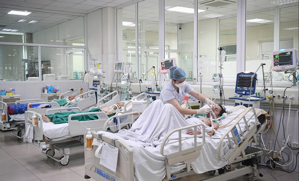 Số ca mắc c&uacute;m A nhập viện tại Bệnh viện Bệnh nhiệt đới Trung ương gia tăng nhanh ch&oacute;ng.