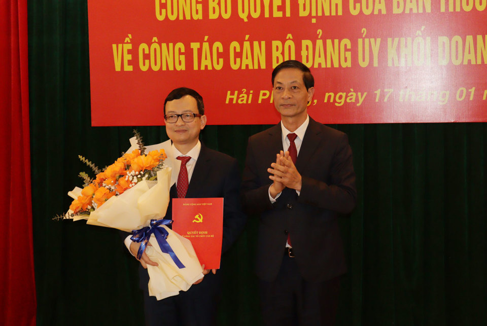 &Ocirc;ng B&ugrave;i Th&agrave;nh Cương, Chủ tịch UBND huyện Ti&ecirc;n L&atilde;ng được điều động giữ chức vụ Ph&oacute; B&iacute; thư Đảng ủy Khối Doanh nghiệp TP.