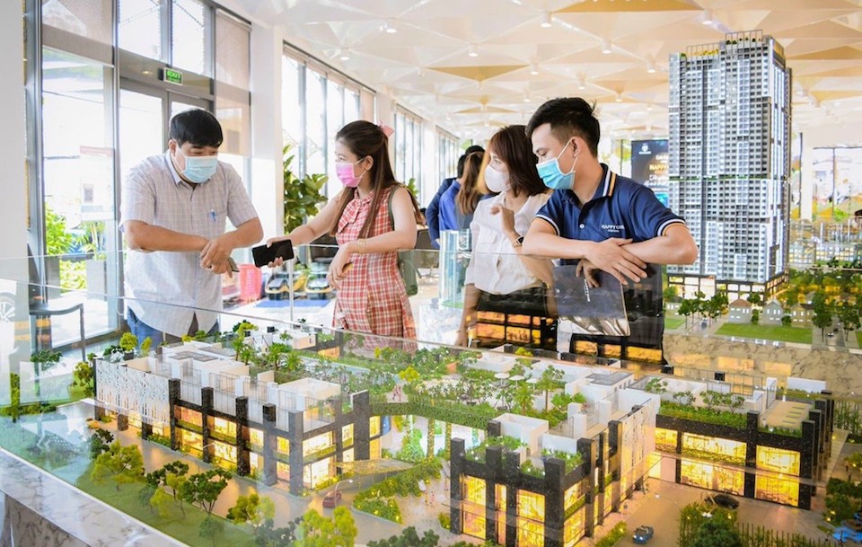 Tiếp cận nhiều hơn với nguy&ecirc;n tắc thị trường, Luật Đất đai 2024 được đ&aacute;nh gi&aacute;&nbsp;bảo đảm h&agrave;i h&ograve;a lợi &iacute;ch giữa doanh nghiệp&nbsp;v&agrave; người d&acirc;n.&nbsp;Tiểu Th&uacute;y