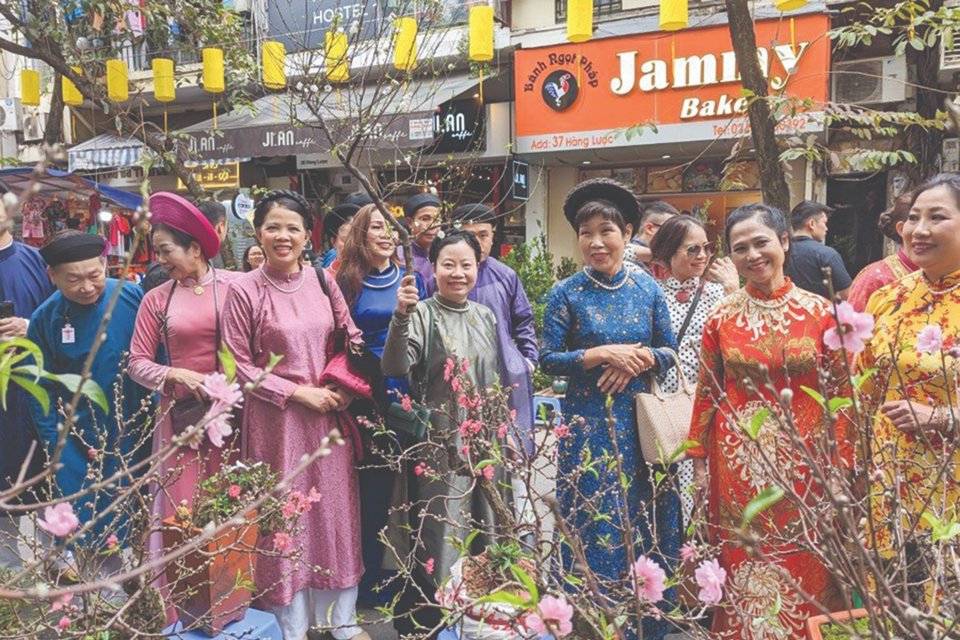 H&agrave; Nội rộn r&agrave;ng v&agrave;o Xu&acirc;n.