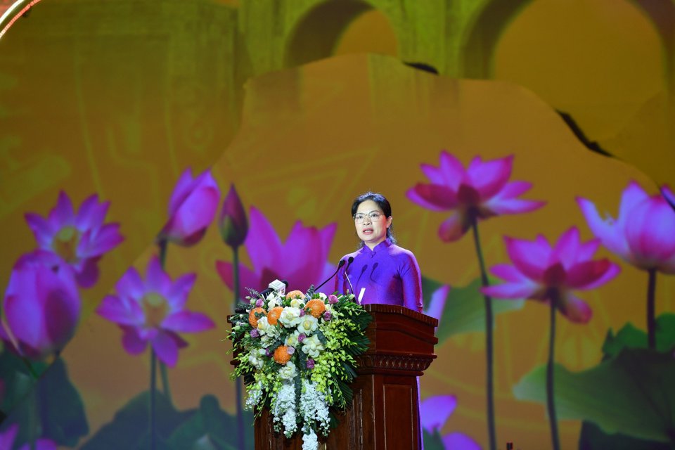 Chủ tịch Hội LHPN Việt Nam H&agrave; Thị Nga ph&aacute;t biểu tại Lễ kỷ niệm