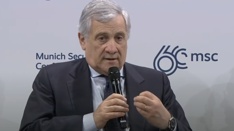 Ngoại trưởng &Yacute; Antonio Tajani. Ảnh: RT